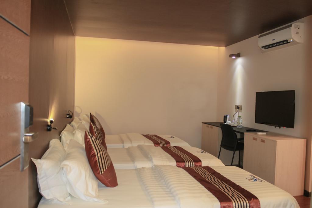 Seashore Beach Inn Maafushi Buitenkant foto